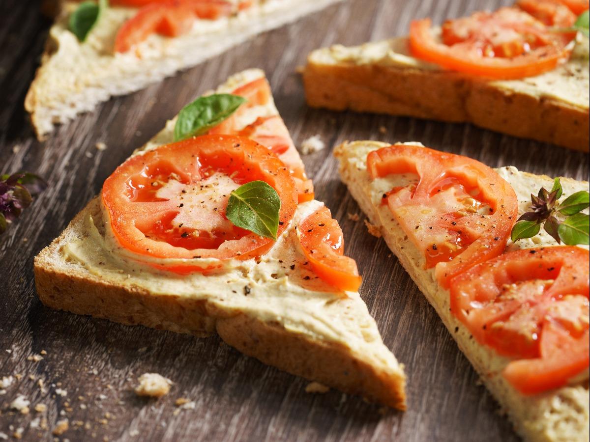 🥪 This Is a Little Odd, But We Can Actually Guess Your Age by Your Opinions on Toast Toppings Tomatoes And Hummus On Toast