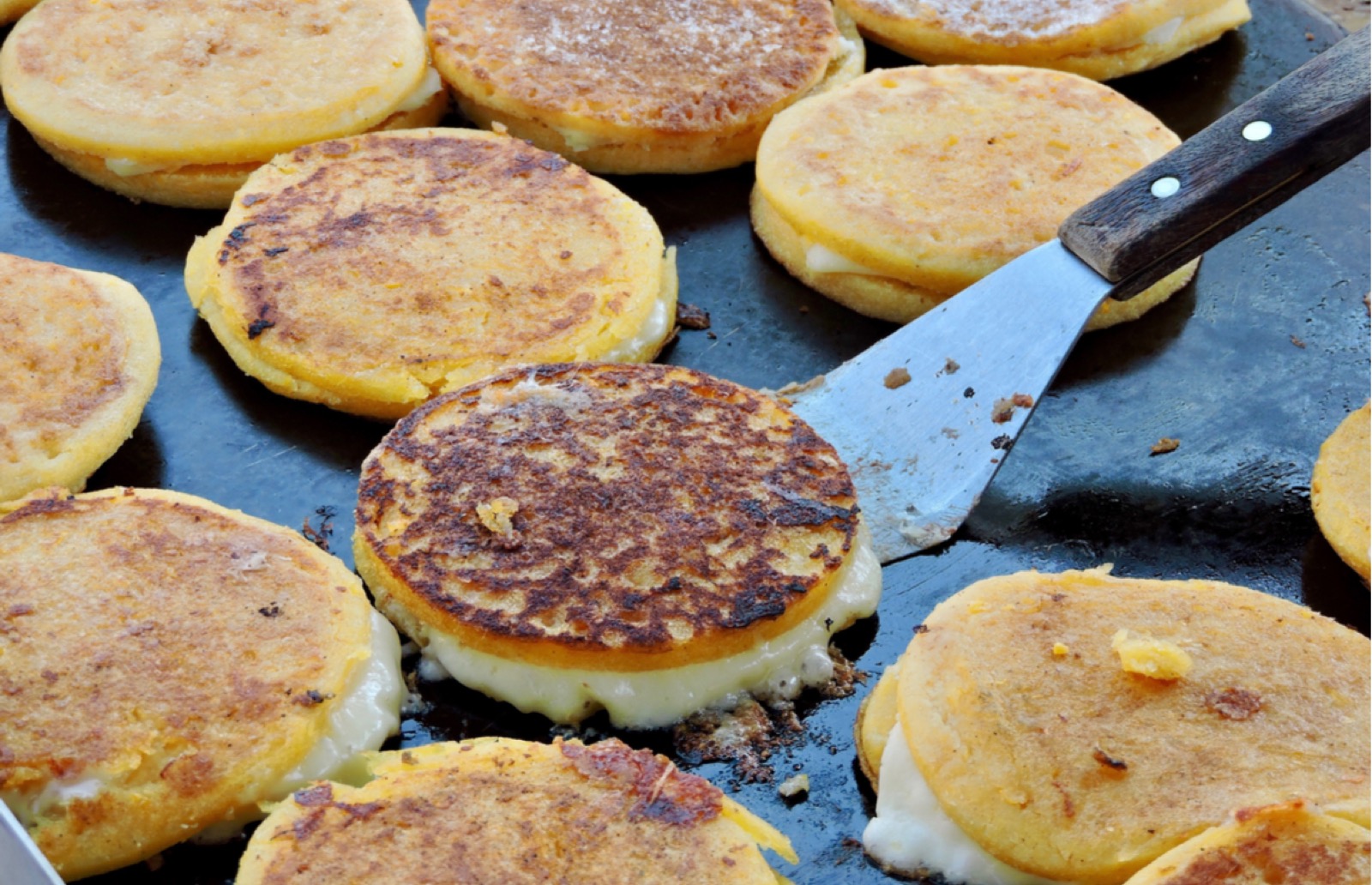 🥐 Here Are 24 Baked Treats from Around the World – Can You Find Them on the Map? Arepa (Colombia And Venezuela)