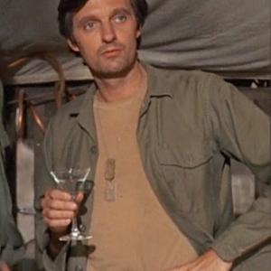 🧟 Pick Your Zombie Apocalypse Team and We’ll Tell You If You Survived Hawkeye from M*A*S*H