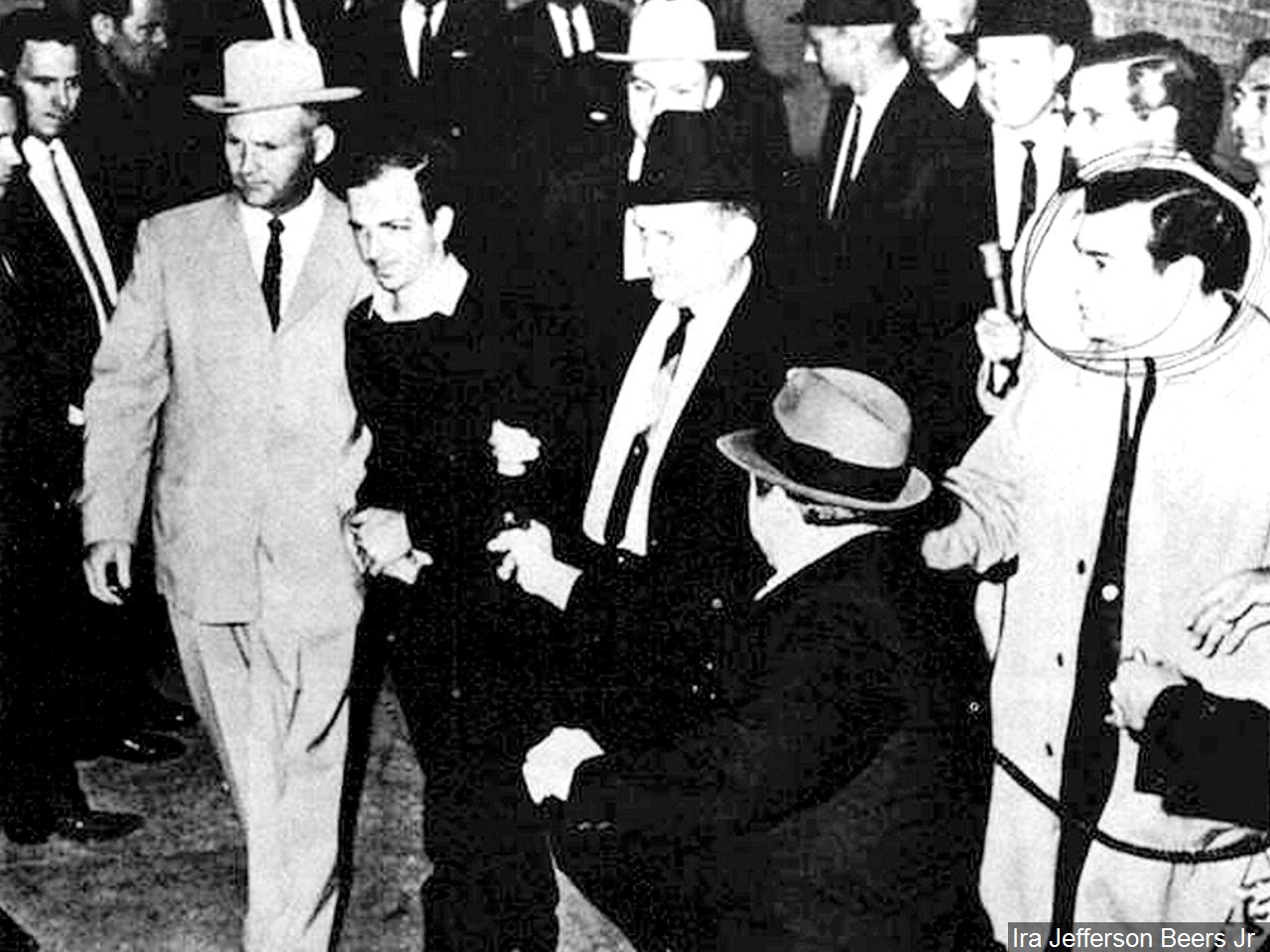 I’ll Be Impressed If You Score 11/15 on This General Knowledge Quiz (feat. JFK) Jack Ruby