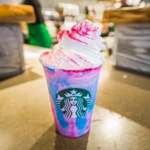☕ Can You Survive a Day as a Barista at Starbucks? Make the drink