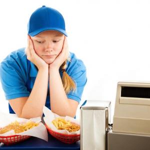 🍟 Can You Survive A Day Working At McDonald's? Quiz Explain you are not trained to do that task