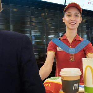 🍟 Can You Survive A Day Working At McDonald's? Quiz Only if my manager is not there