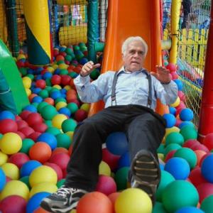 🍟 Can You Survive A Day Working At McDonald's? Quiz Go into the ball pit yourself to look for the kid