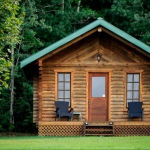 I’ll Be Impressed If You Score 13/18 on This General Knowledge Quiz (feat. Abraham Lincoln) Log cabin