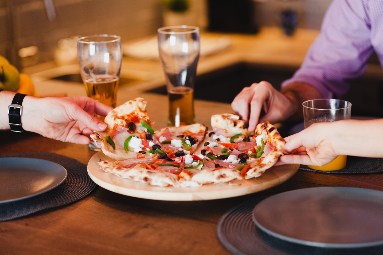 Grab Some Food at This All-Day Buffet to Find Out What People Secretly Dislike About You Friends Sharing Eating Pizza Beer