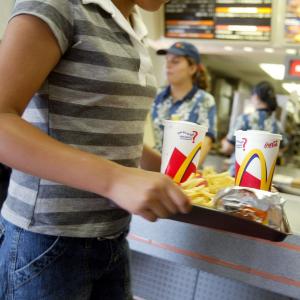 🍟 Can You Survive A Day Working At McDonald's? Quiz Tell the person to wait outside and you\'ll bring them their ice cream (then never do)