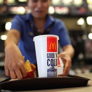 🍟 Can You Survive A Day Working At McDonald's? Quiz Ask to be trained how to perform the task first