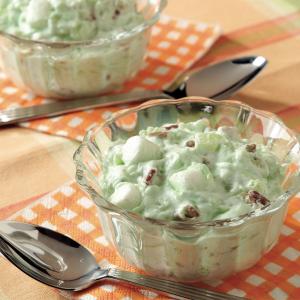 Eat Some 🍰 AI Randomly Generated Desserts to Determine If You’re an Introvert or Extrovert 😃 Watergate salad