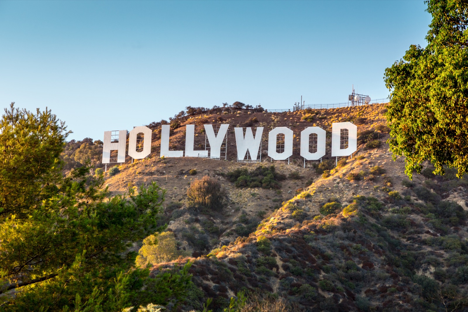 This 24-Question Test Will Be Extremely Hard for Everyone Except for Geography Ninjas Hollywood Sign