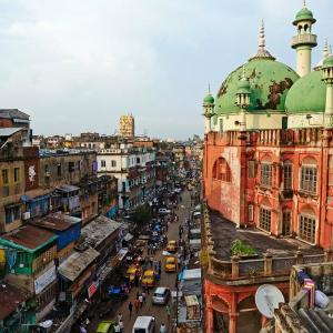 🏯 Journey Through Asia to Unlock Your True Travel Personality 🛕 Kolkata, India