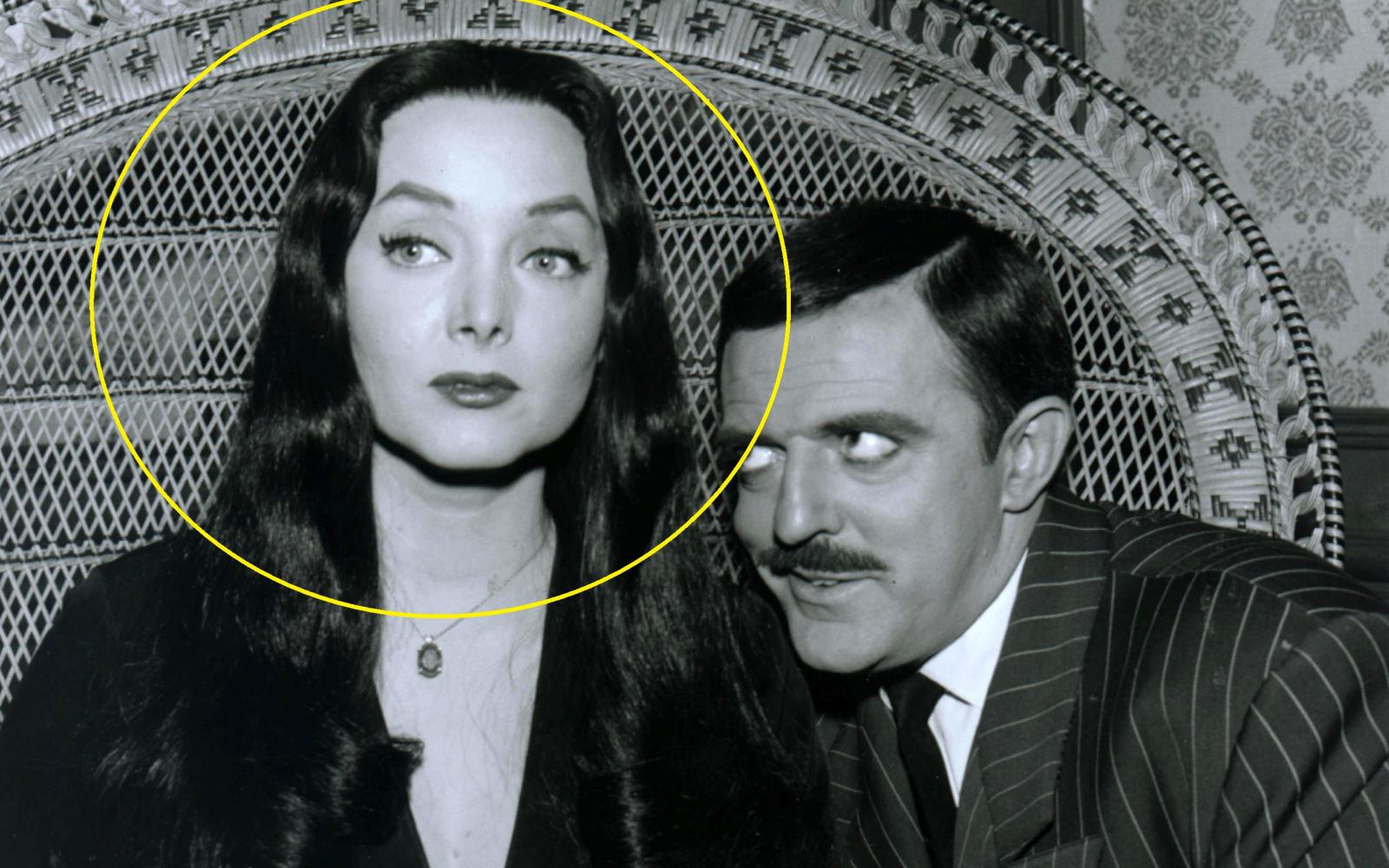 Only True Classic TV Expert Will Know Last Names of 14 … Quiz Carolyn Jones