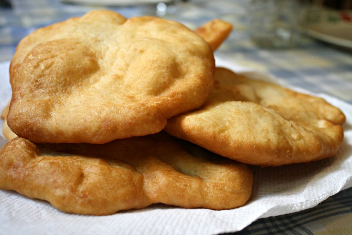 🍞 We’ll Honestly Be Impressed If You Can Spell the Names of These 15 Breads 🥖 Frybread