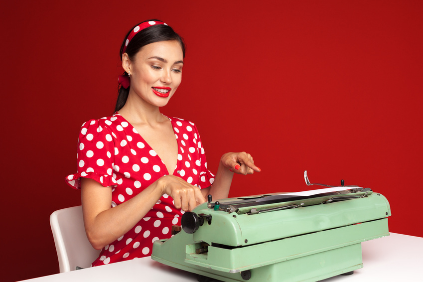 Decide Which Retro Fads You Will Bring Back and We’ll Guess Your Age Accurately Woman Using Typewriter