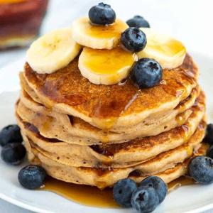 🥗 Can You Survive One Day as a Vegan? Vegan pancakes