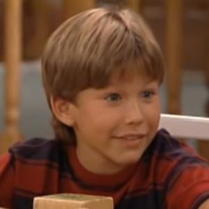 15 People — Tell Us Who You Recognize & I'll Guess Age Quiz River Phoenix