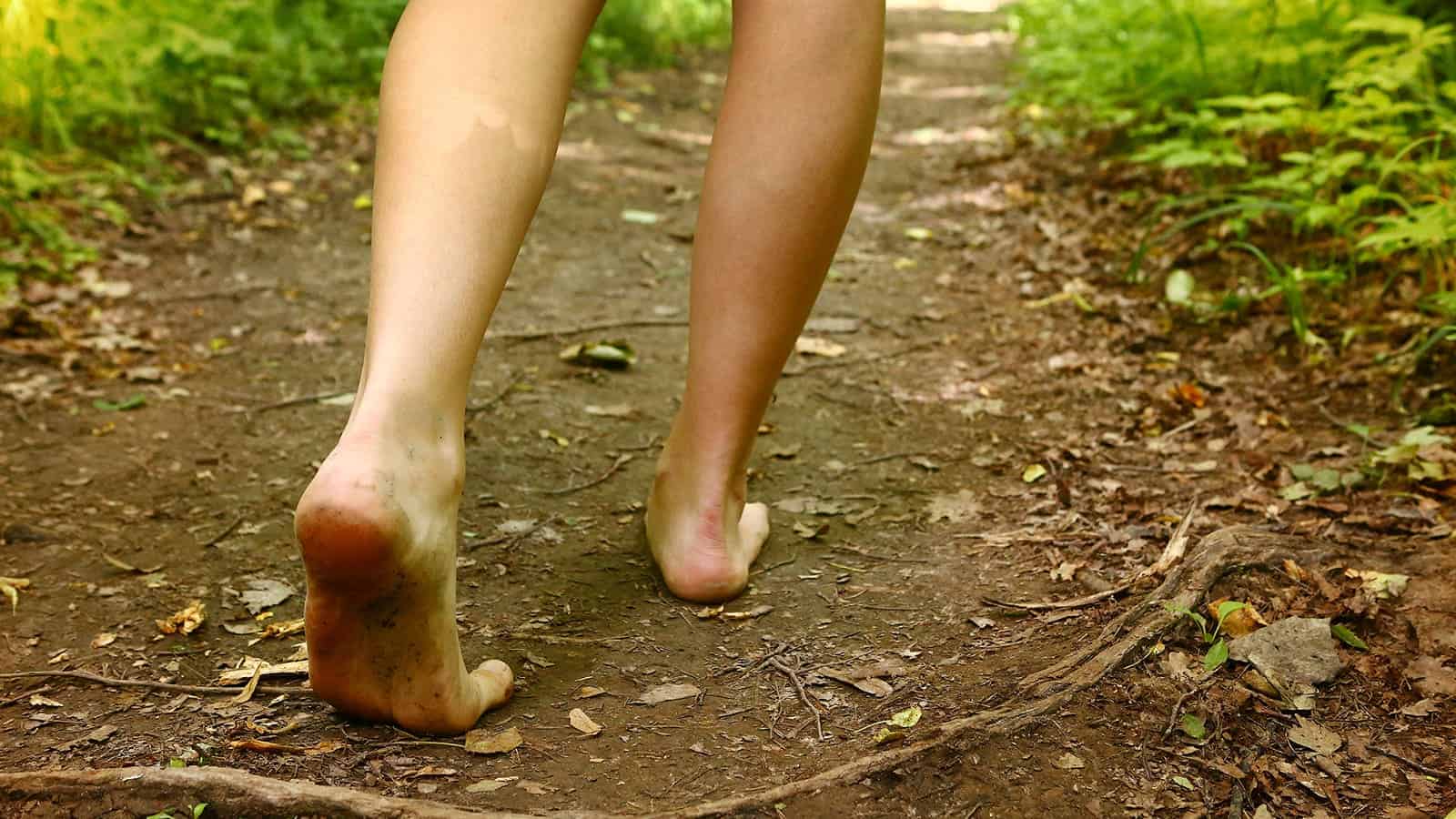 🚿 From A+ to F, Where Do You Rank in Terms of Hygiene? Scientists Explain What Happens To Your Body When You Walk Barefoot