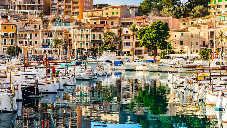 Can We Guess If You’re a Boomer, Gen X’er, Millennial or Gen Z’er Just Based on Your ✈️ Travel Preferences? Majorca, Spain