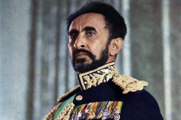 🤓 If You Score 14/16 on This General Knowledge Quiz, You’re a Nerd Haile Selassie