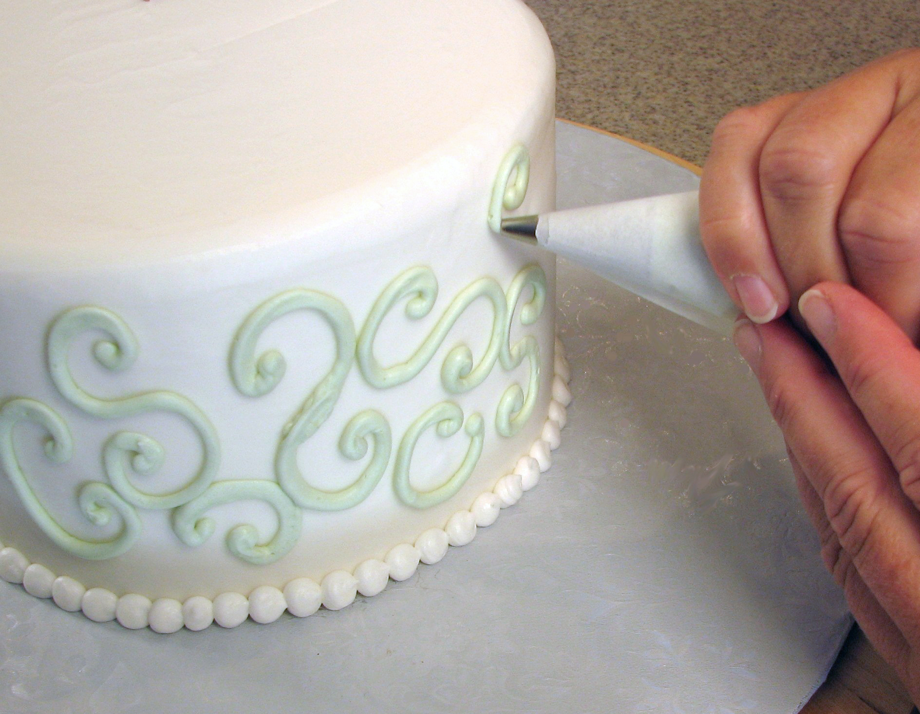 We Can Tell The Year You Were Born By The Cake You Bake Quiz Patterns drawn in frosting