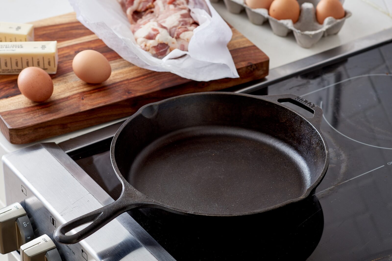 If You Can Pass This Home Safety Quiz, Then Your Home Is Super Safe pans on stove