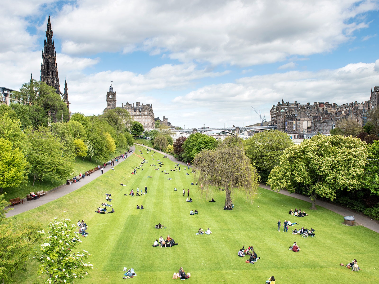 Wanna Know What Your Life Will Be Like in 10 Years? Pick Some Cities to Move to and You’ll Know Edinburgh, Scotland