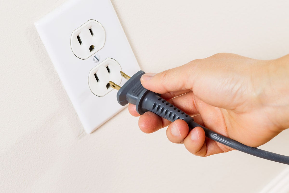 If You Can Pass This Home Safety Quiz, Then Your Home Is Super Safe electric outlets