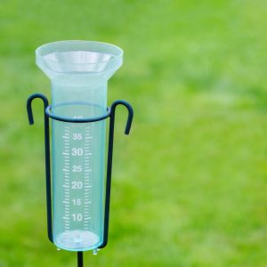 Only Someone Who Paid Really Close Attention in School Can Get 16/22 on This Science Quiz Rain gauge