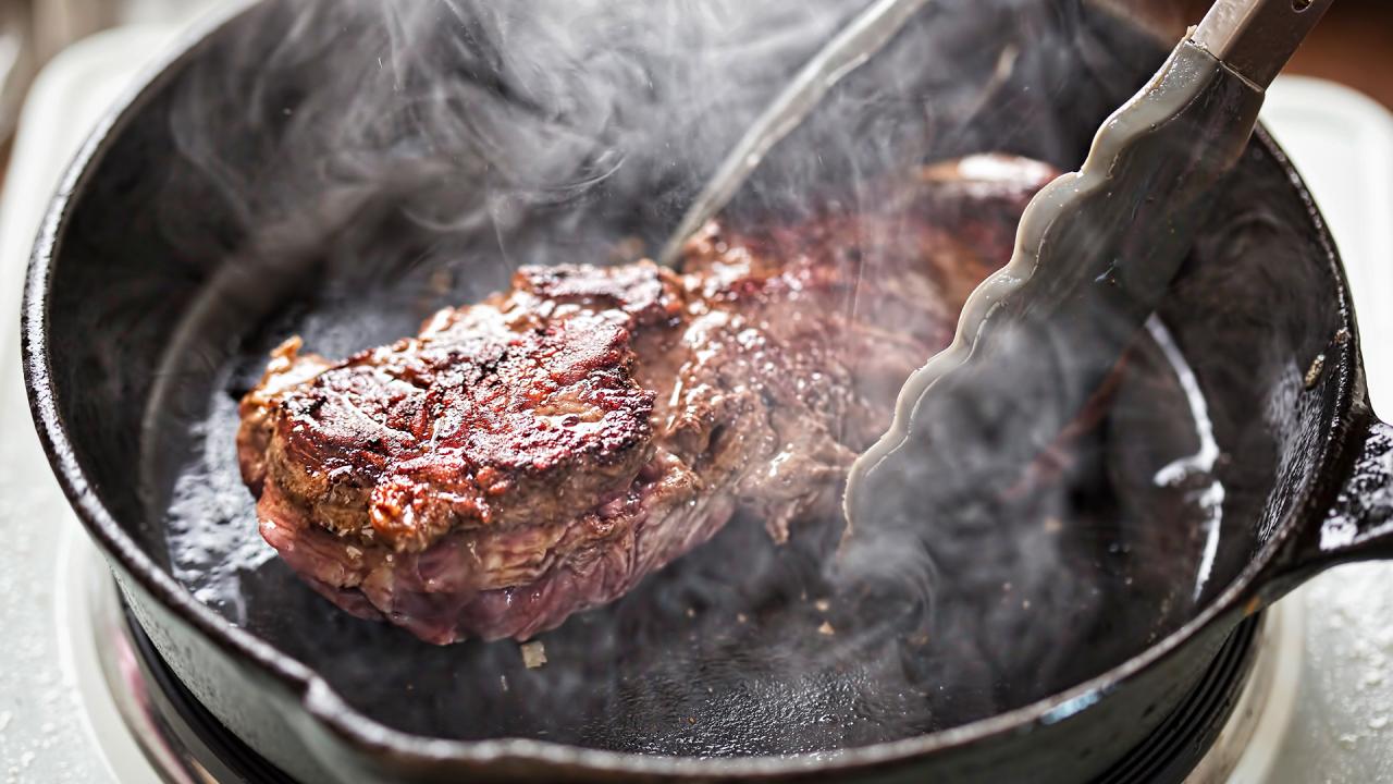 The Average Person Can Score 10 On This Trivia Quiz, So To Impress Me, You'll Have To Score 15 Seared