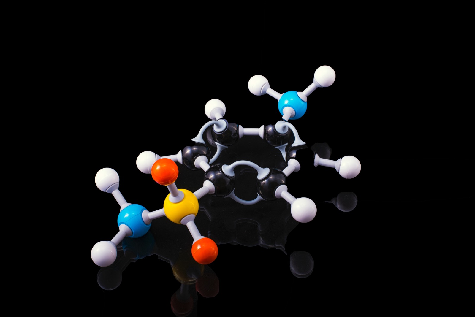E Trivia Quiz Electron