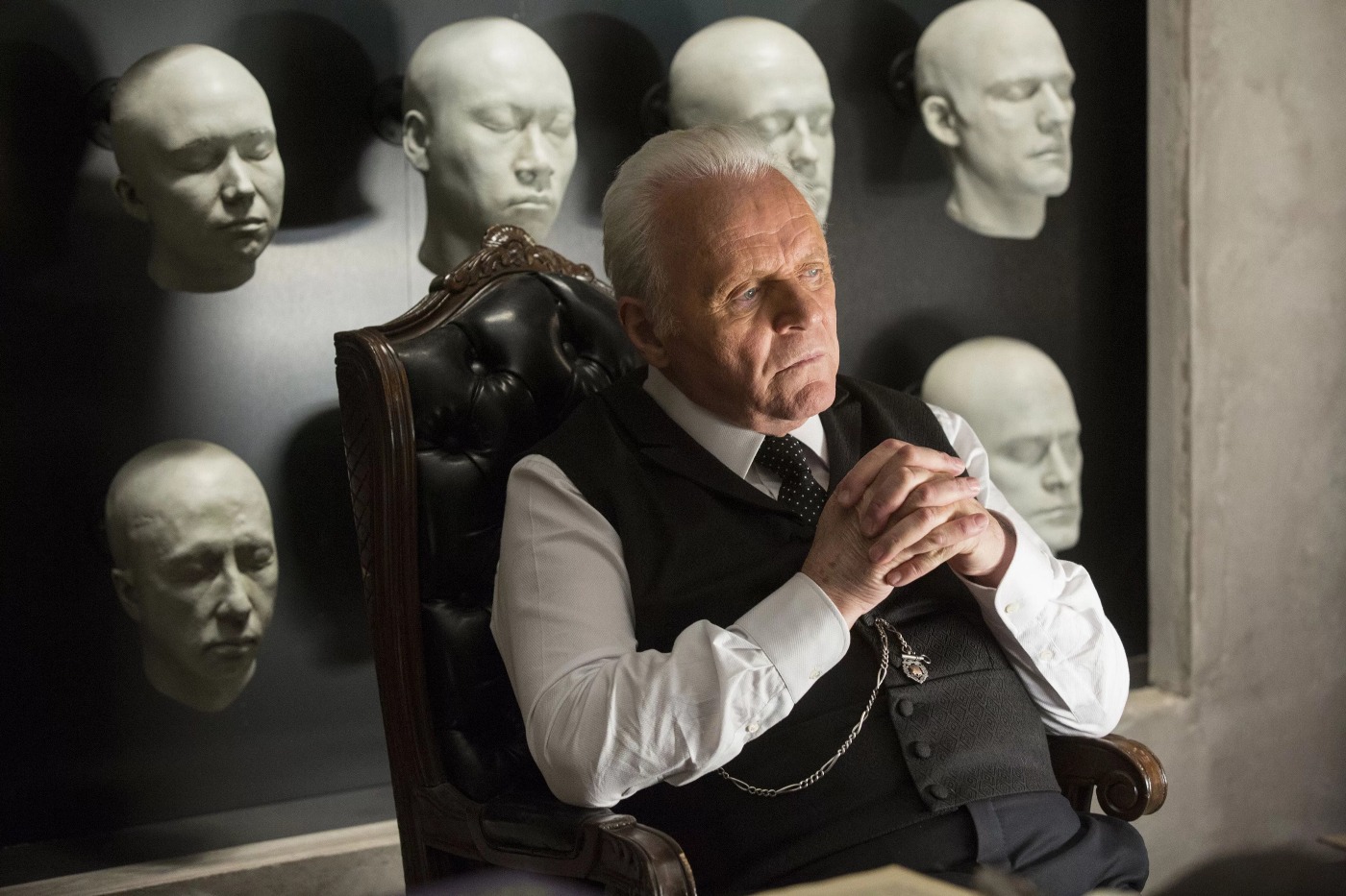 Remove 1 Character From TV Shows To Know What Award You… Quiz Dr. Robert Ford