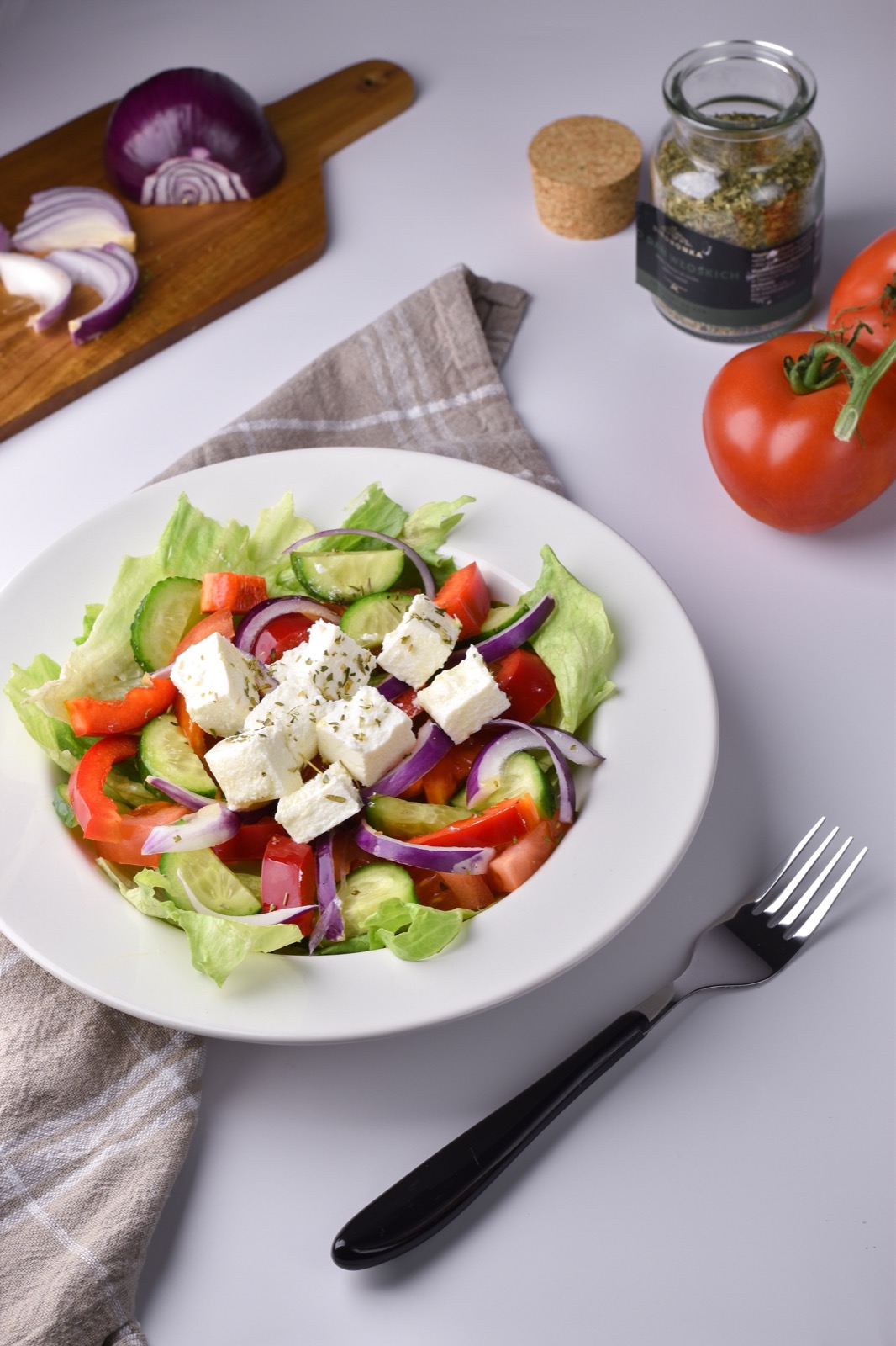 🍴 Design a Menu for Your New Restaurant to Find Out What You Should Have for Dinner Greek salad