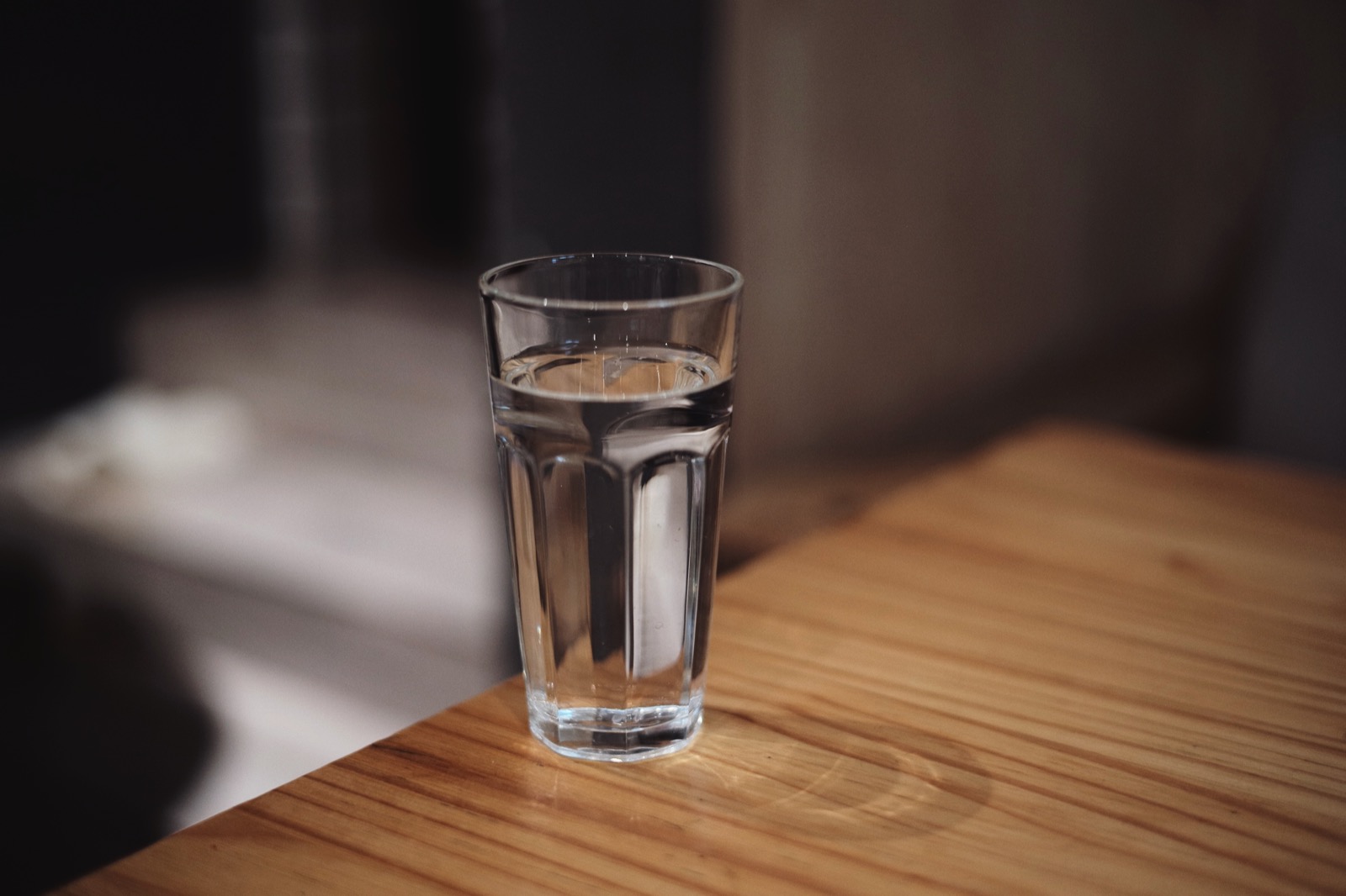 Wanna Know If You Are Oldie Or Youngster? Take This Quiz To Know Water