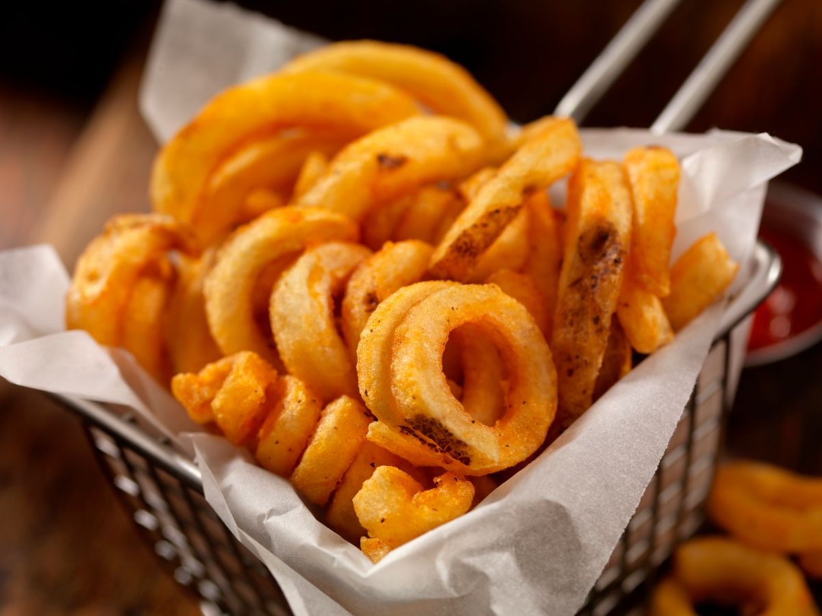🍴 Design a Menu for Your New Restaurant to Find Out What You Should Have for Dinner Curly fries