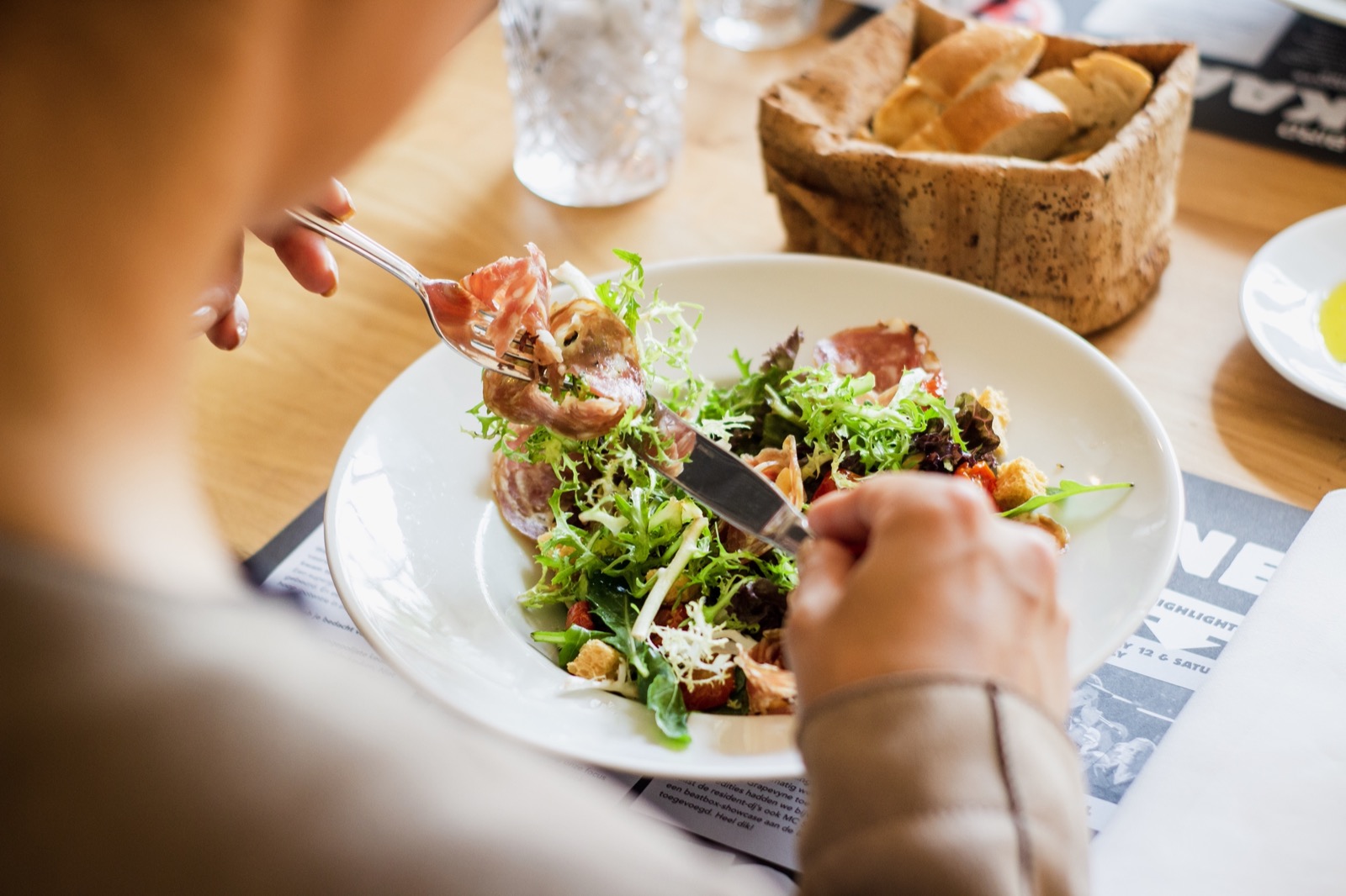 Make Some Typical Workday Choices and We’ll Reveal the Vibe You Give Off Go Out To Lunch salad restaurant dining