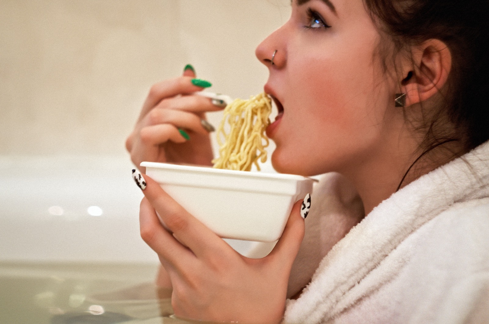 Can We *Actually* Reveal an Accurate Truth About You Purely Based on Your Food Decisions? Eating Instant Noodles