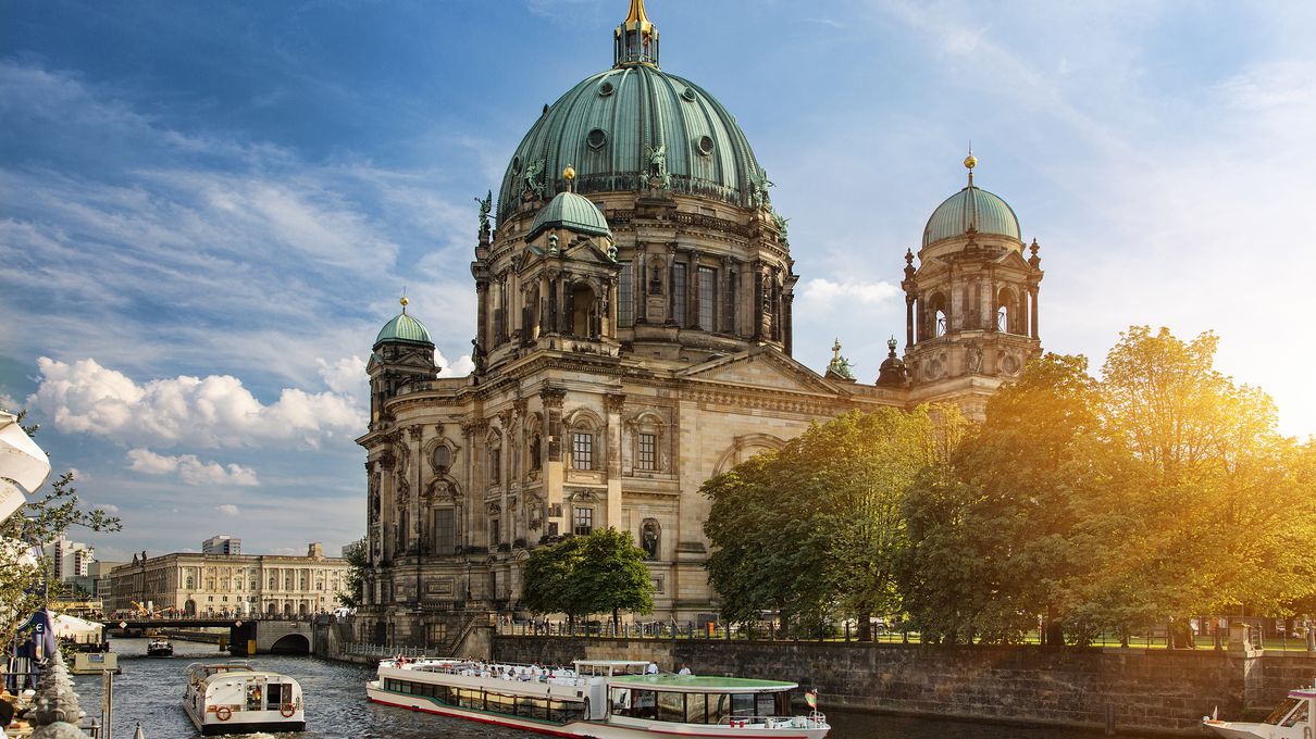 It’s Pretty Obvious What Your 🥘 Favorite Cuisine Is from the 🌴 Cities You Like Berlin