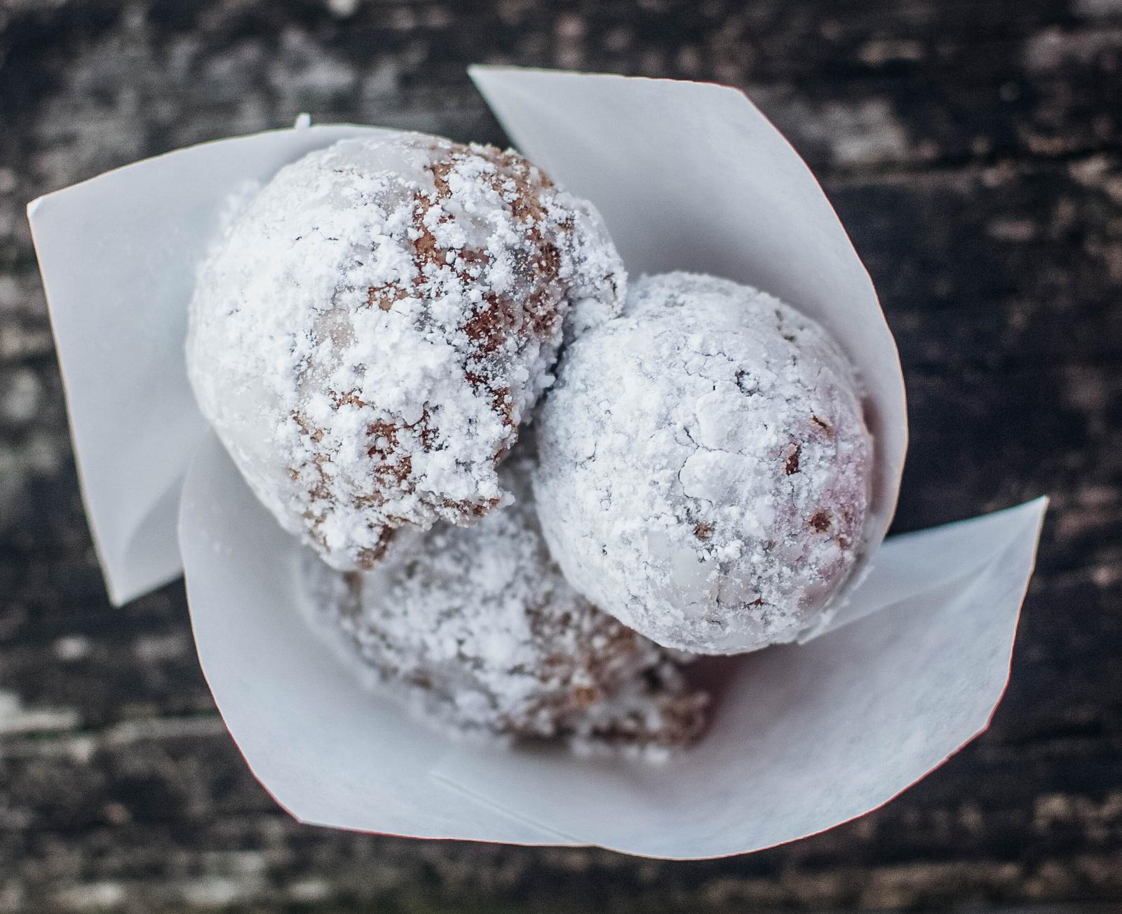 Eat Exotic Dessert Feast To Know Which Aroma Matches Yo… Quiz Zeppole (Italian doughnuts)