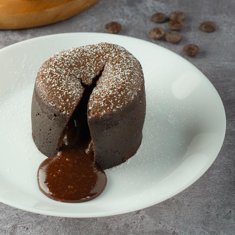 New Year's Eve Dinner Quiz Lava cake