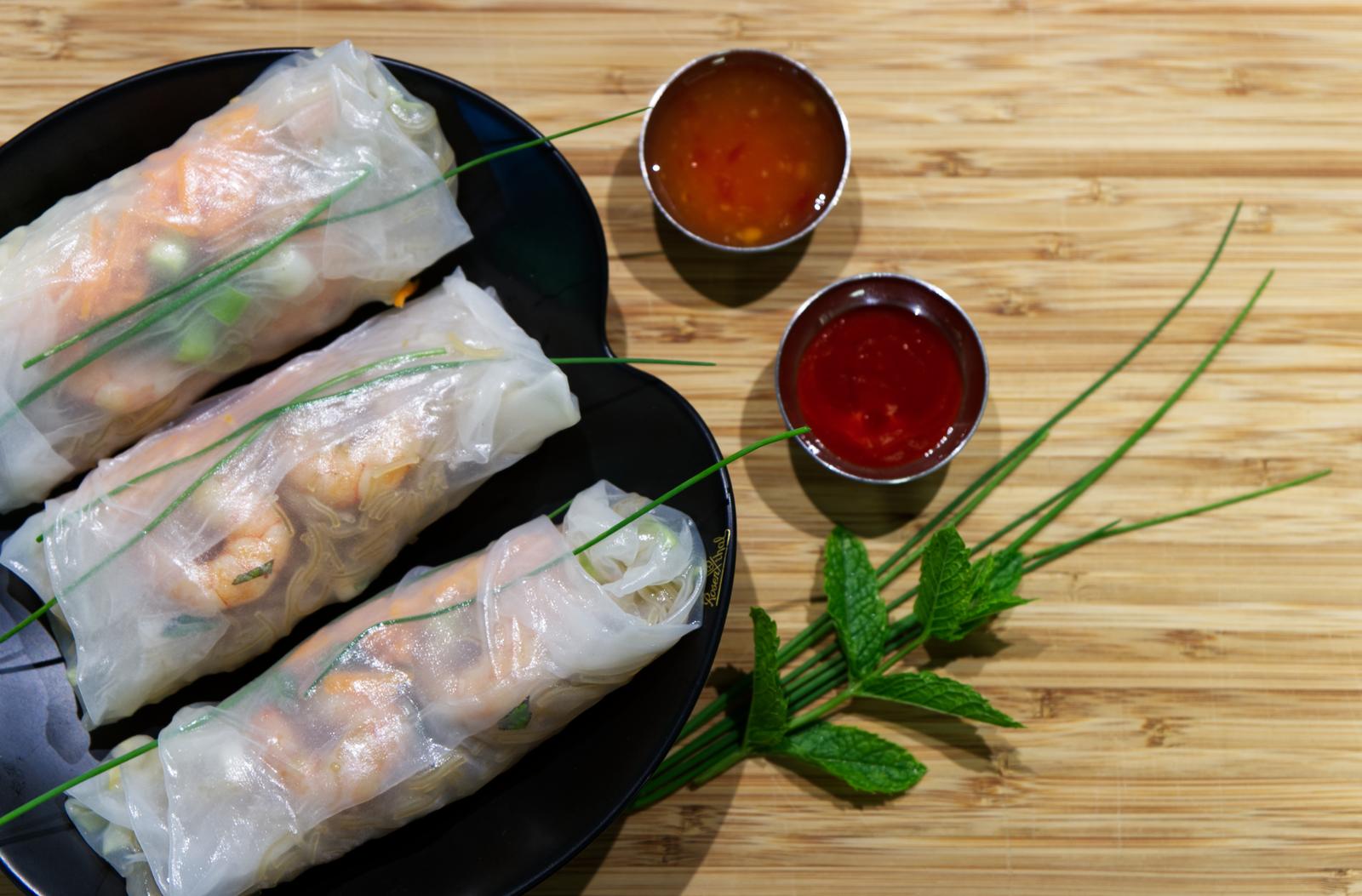 🥟 Unleash Your Inner Foodie with This Delicious Asian Cuisine Personality Quiz 🍣 Gỏi cuốn (fresh spring rolls)