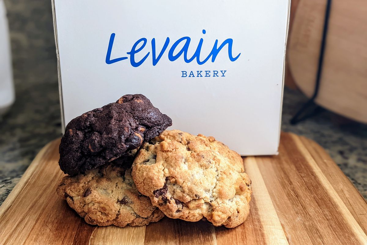 Take a Trip to New York City to Find Out Where You’ll Meet Your Soulmate Levain Bakery cookies