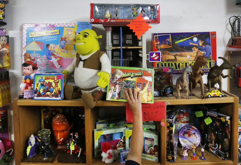 Decide Which Retro Fads You Will Bring Back and We’ll Guess Your Age Accurately retro toys