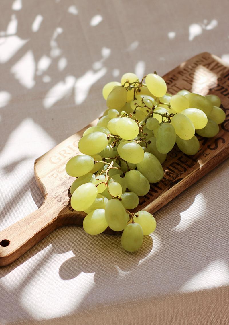 Build A Picnic & We'll Predict Your Summer Love Story Quiz Grapes