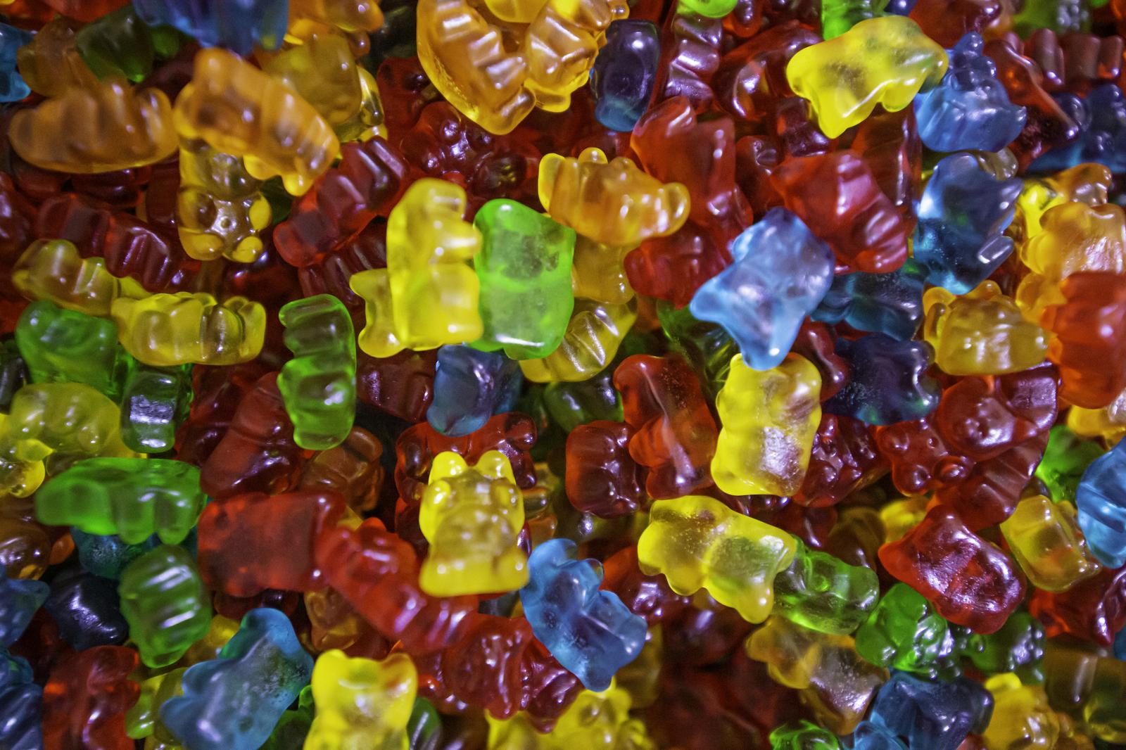 Are You A Pizza, A Burger, Sushi, Or A Salad? Quiz Gummy bears