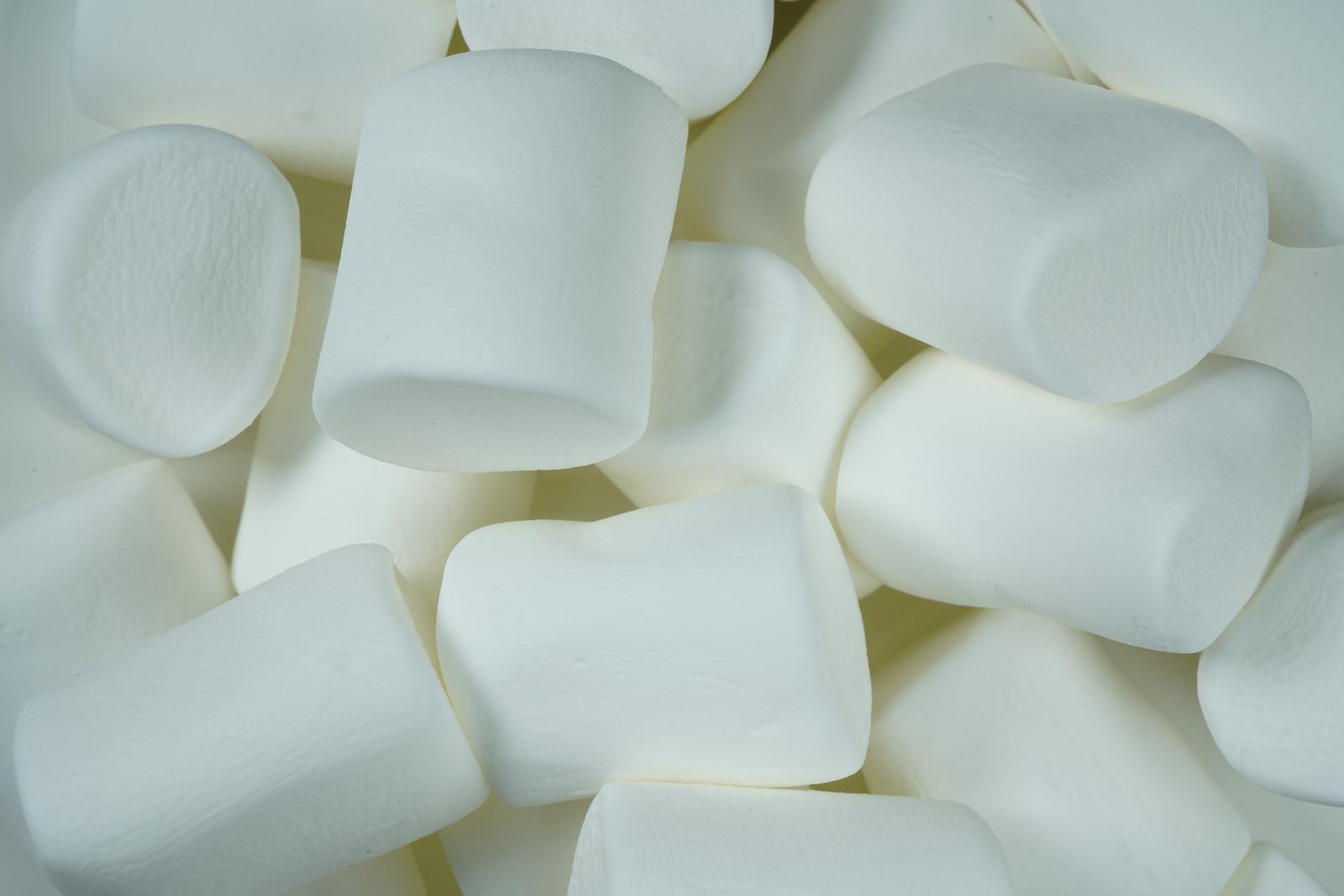Pick a Food for Every 🌈 Color and We’ll Tell You the Age of Your Taste Buds Marshmallows