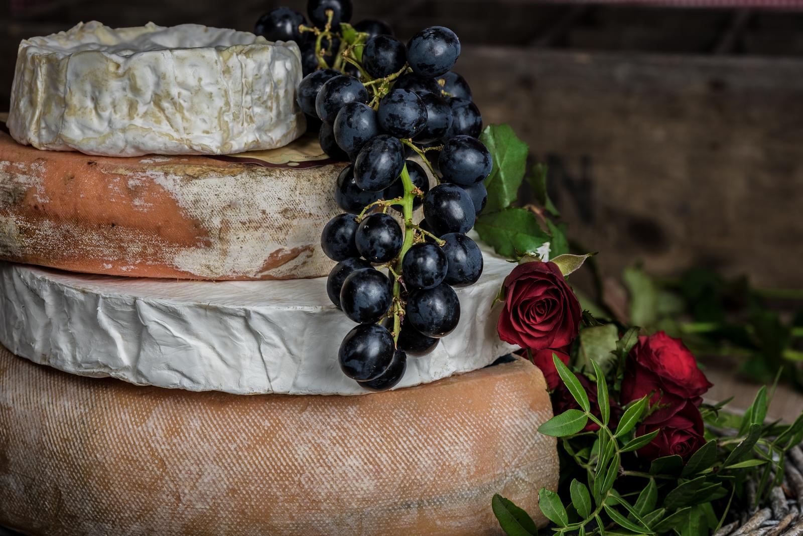 New Year's Eve Dinner Quiz Grapes and cheese