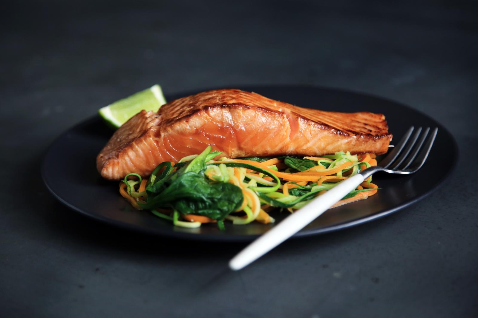 Salmon and veggie noodles