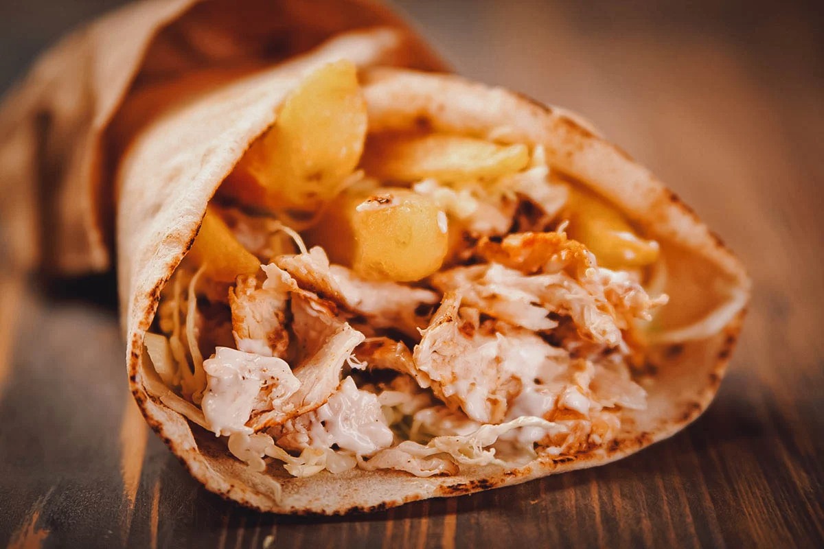 NYC Trip Planning Quiz 🗽! Can We Guess Your Age? Shawarma
