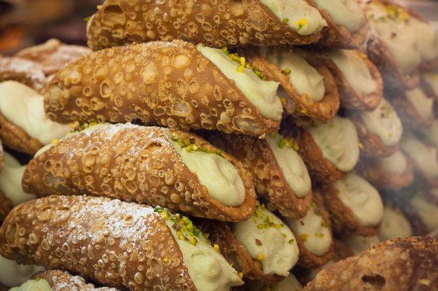 Eat Italian Foods & I'll Reveal Your Nonna Energy Level - Quiz Cannoli