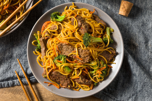 Food Personality Quiz Lo mein (Chinese egg noodle)